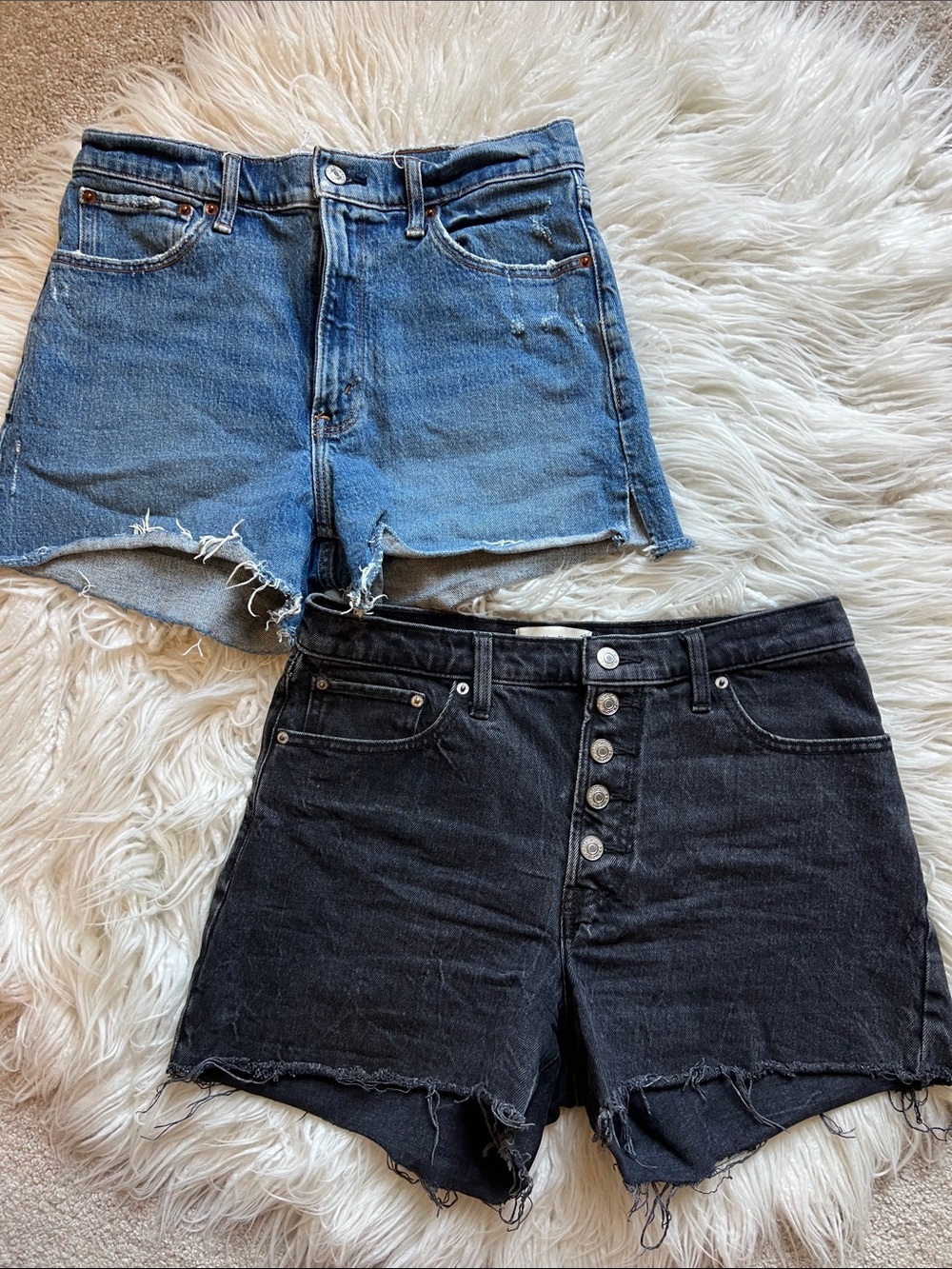 Abercrombie & Fitch High-Rise 4" Short Bundle (2 pairs)